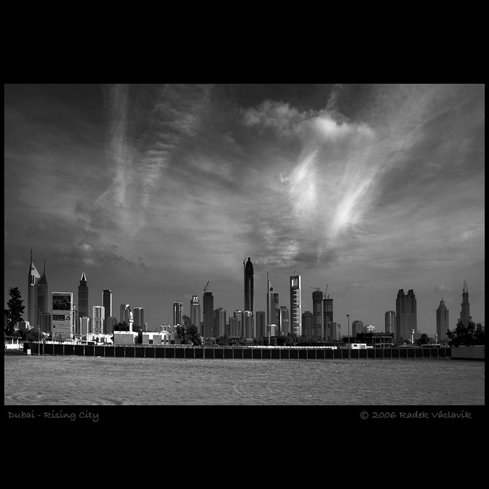 Dubai - Rising City