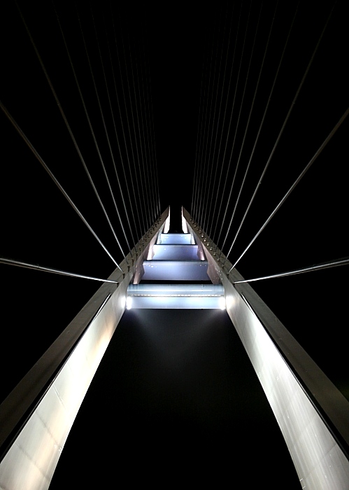 ...Mariánský most...