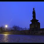 Karlův most na Štědrý den ráno