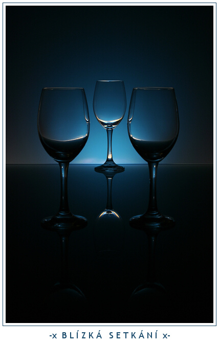 -x BLÍZKÁ SETKÁNÍ x-