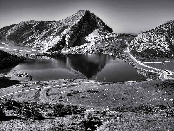 Los Lagos