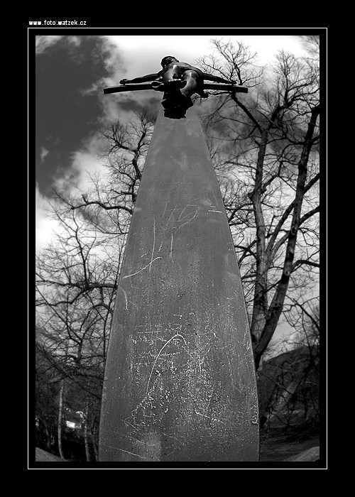 INRI