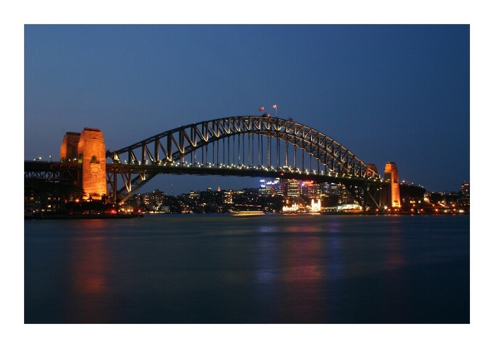 Sydney harbour bridge v noci