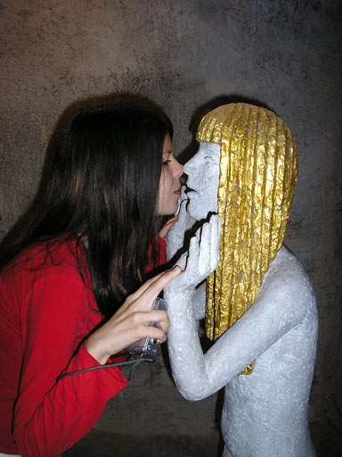 kiss