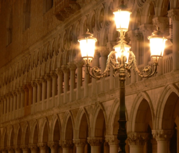 Dóžecí palác v Benátkách