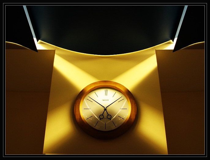 Strange Clock