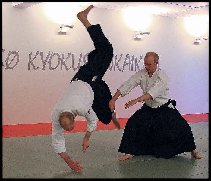 nage
