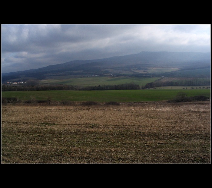 Vzduch a zem alebo naopak?