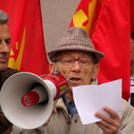 komunistický svaz "mládeže" demonstruje II.