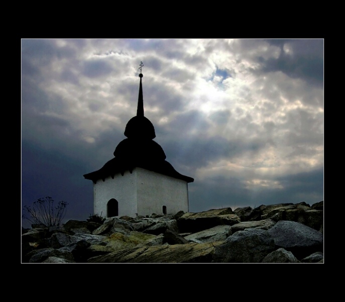 Kostolík na Liptovskej Mare