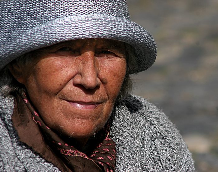 ...prodejkyně pouťového štěstí...