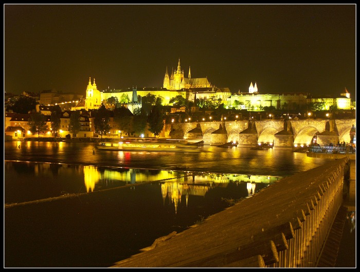 noční Praha