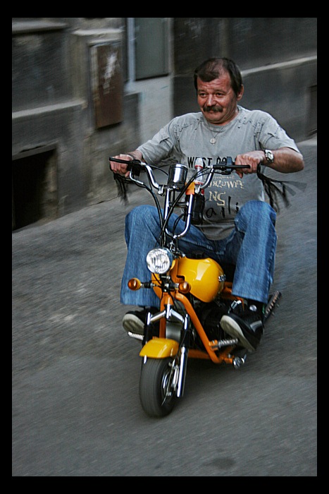 Nuselský motorkář