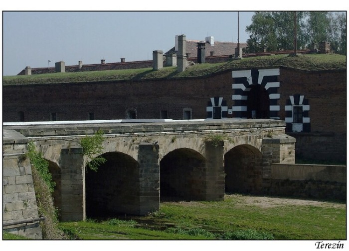 Terezín brána