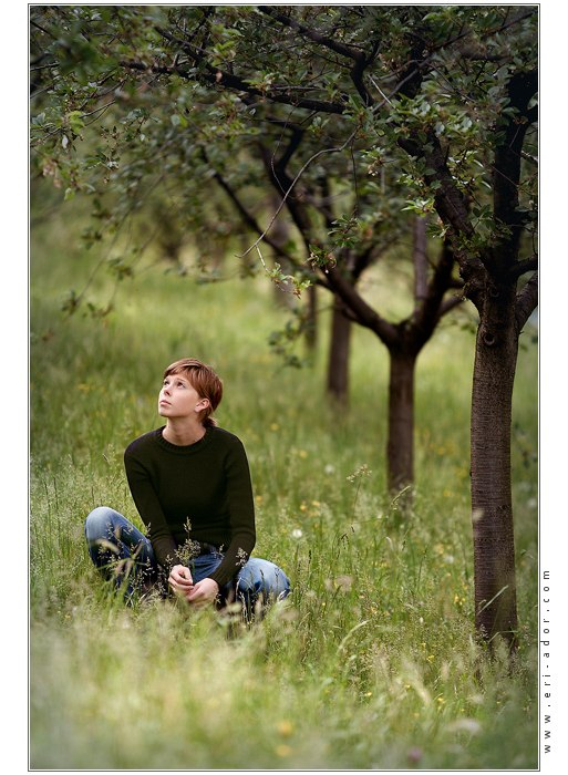 Tam dole pod korunami stromů...