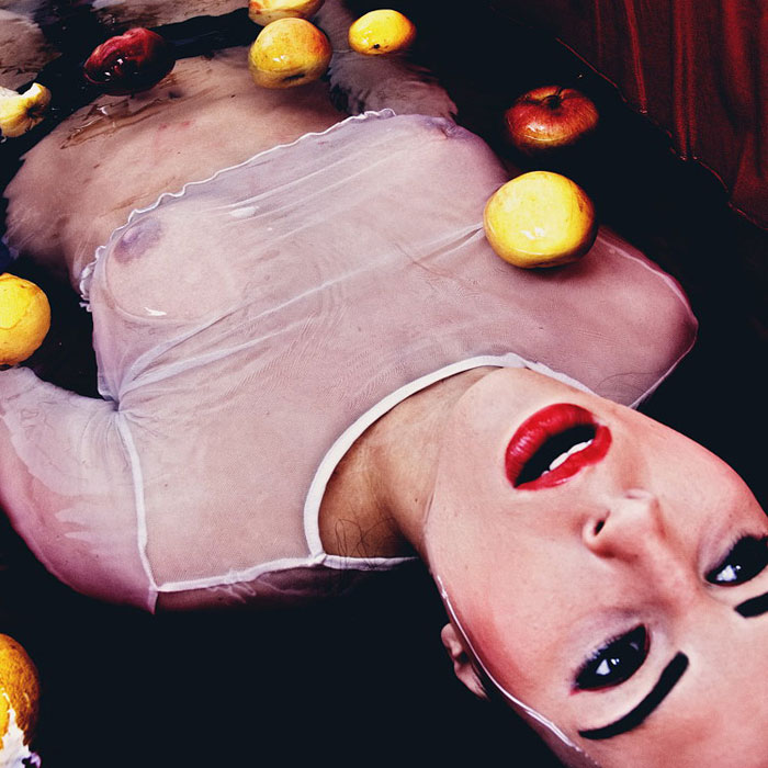 Pena s vuni jablecnou