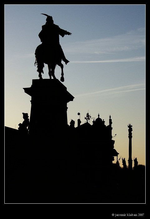 Každá doba tlačí nahoru nějaké symboly