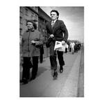 letící businessman
