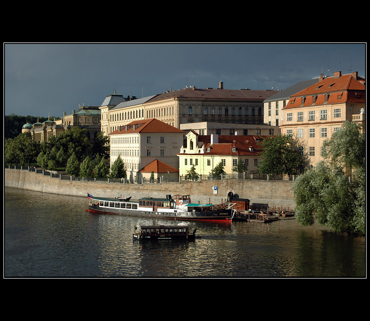 Pohled z Karlova mostu