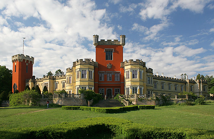Hrádek u Nechanic