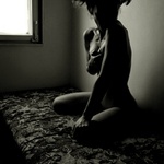 Beautiful woman, but small bed I