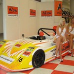 krásné auto, krásné holky