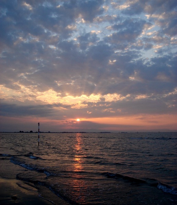 Svitanie nad Terstom