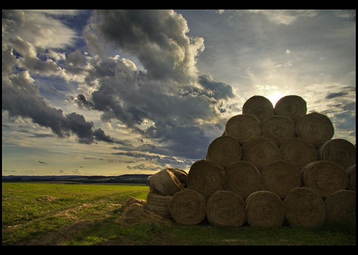 Podvečerní  pyramida