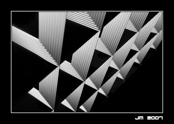 ::: LSD or some similar drug?? :::