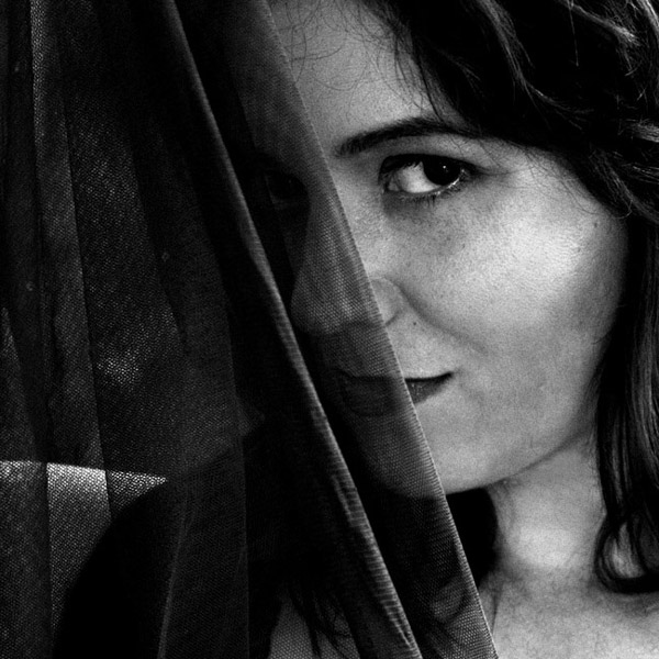 .: Irena :.