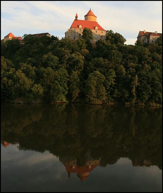 pod hradem Veveří