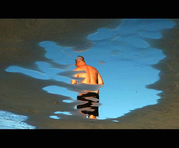 ...v louži ztracený...