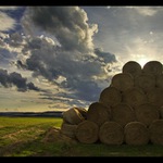 Podvečerní  pyramida