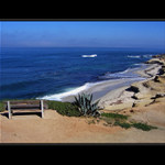 Sedni si a naslouchej sumeni oceanu