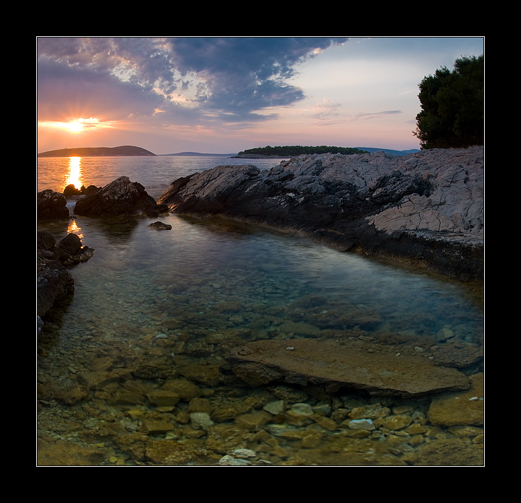 Zátoka barevných kamenů