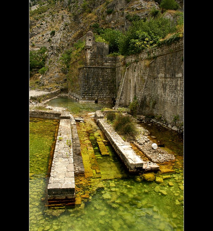 ...Kotorský hrad...