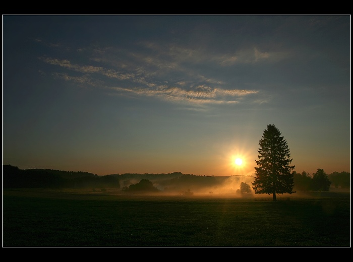 Za mlhou hustou tak.......