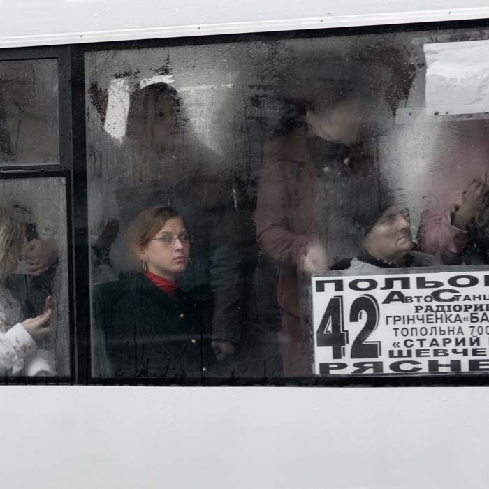 V dešti