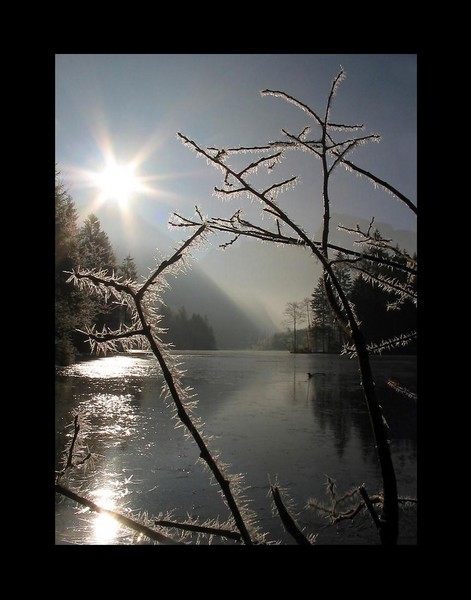 Zamrzlé jezero