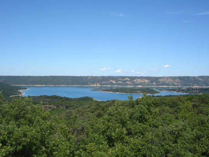 Jezero u Verdonského kaňonu - Francie