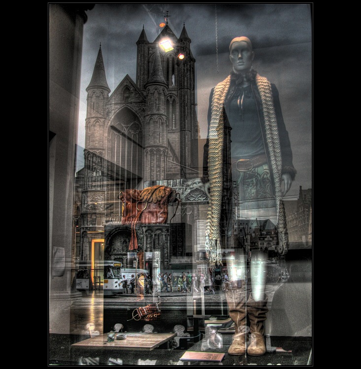 Gentská panna babylónská – surový sendvič