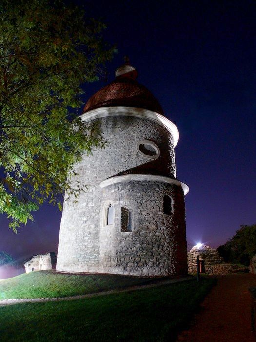 románska rotunda v Skalici na Slovensku