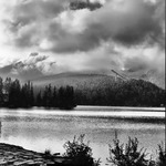 Horské vzpomínky u jezera