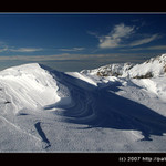 Vítr si pohrál se sněhem