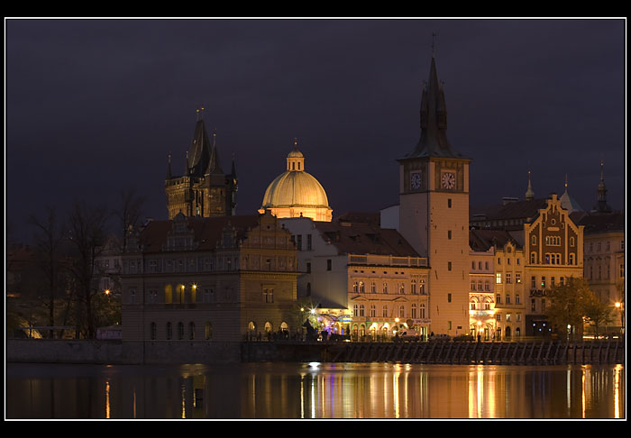 Noční Praha