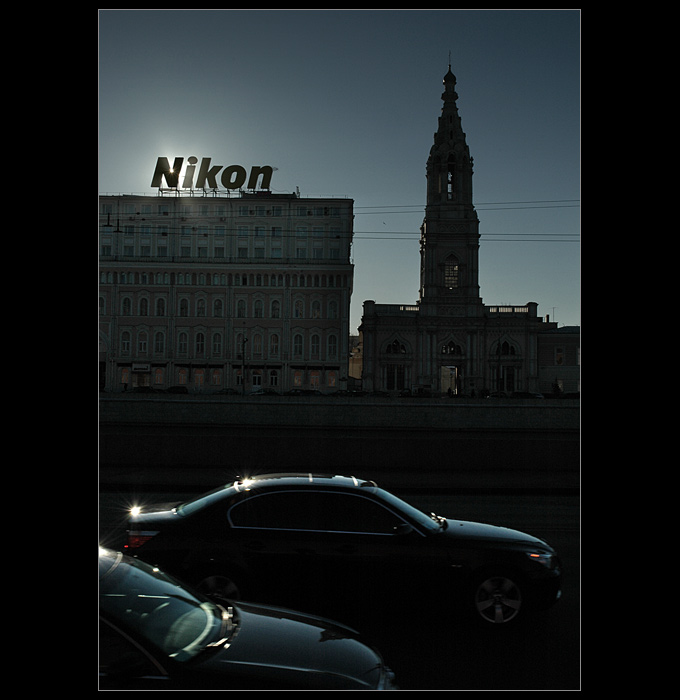 Nikon race