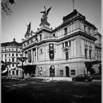 100 let Vinohradského divadla