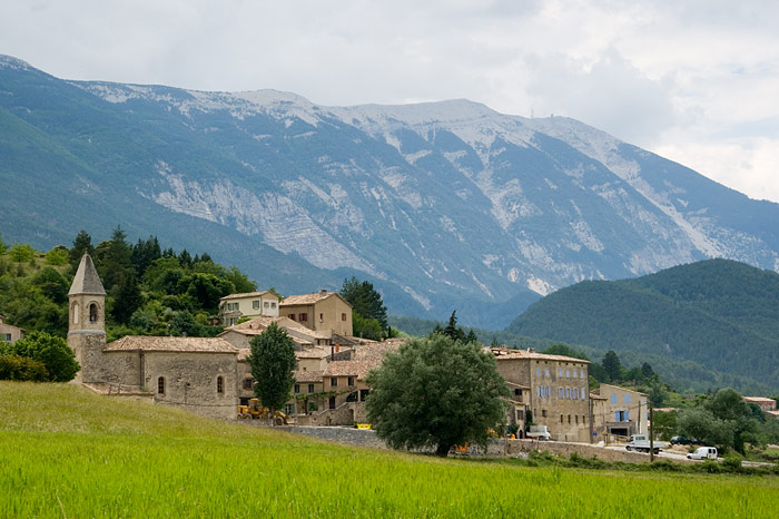 Vesnicka pod Mt Ventoux v La Provence
