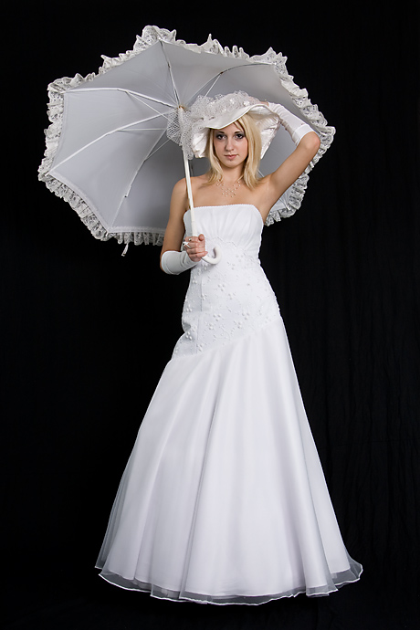 Svatební šaty III.