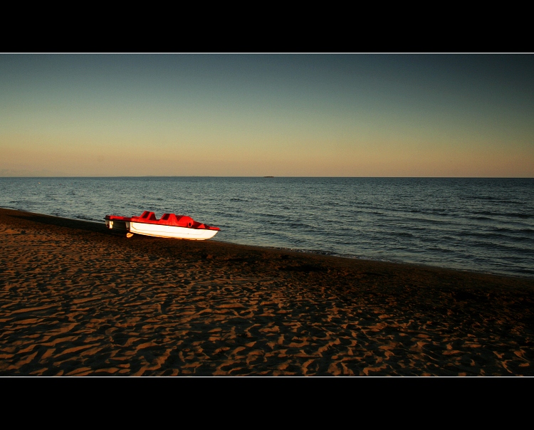 ... low tide ...